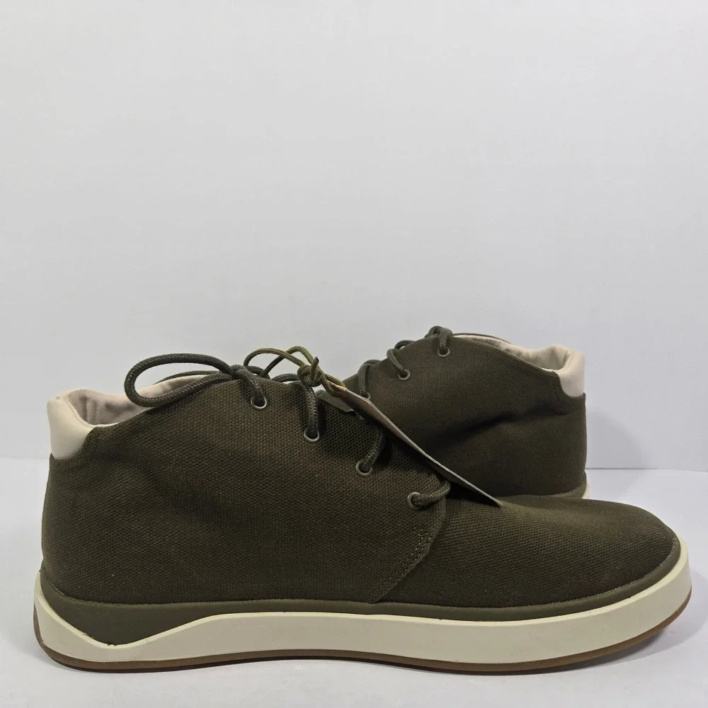 OluKai papaku chukka